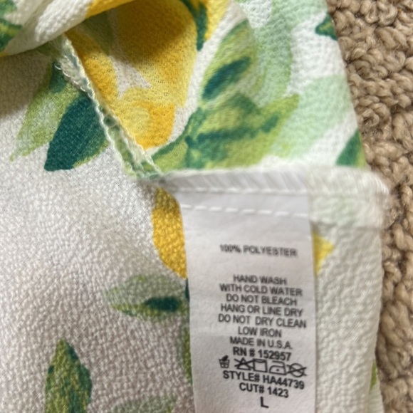 altar’d state large lemon print tank top. - Picture 8 of 8